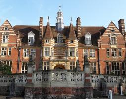 St John's Beaumont School (Частная школа-пансион)