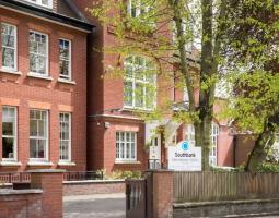 Southbank International Hampstead, Частная школа Саутбэнк Хэпстед