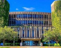 Mount Saint Vincent University, Университет Маунт-Сент-Винсент