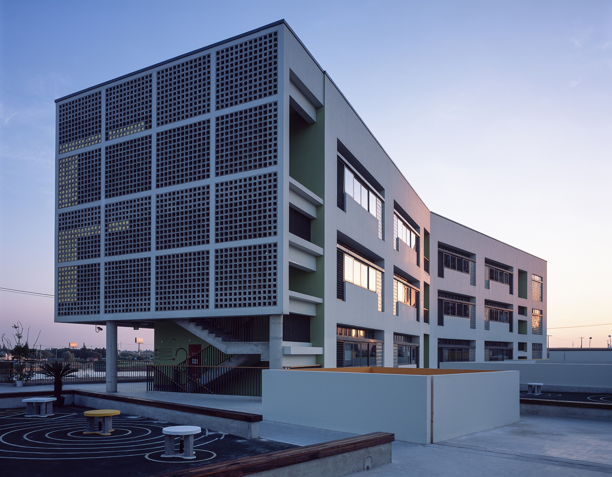 Adliya Ligasi porno onlayn oyin