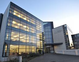 Canterbury Christ Church University, Университет Кентербери Крайст Черч