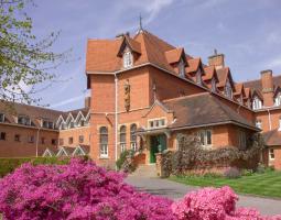 St Mary’s School Ascot, Сент-Мэри Скул Аскот
