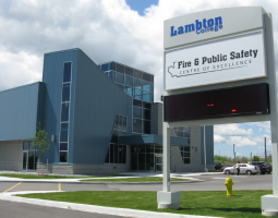 Lambton College, Лэмбтон Колледж