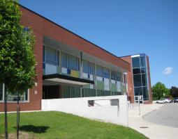 Crestwood Preparatory College, Подготовительный колледж Крествуд (Колледж Крествуд Препаратори)