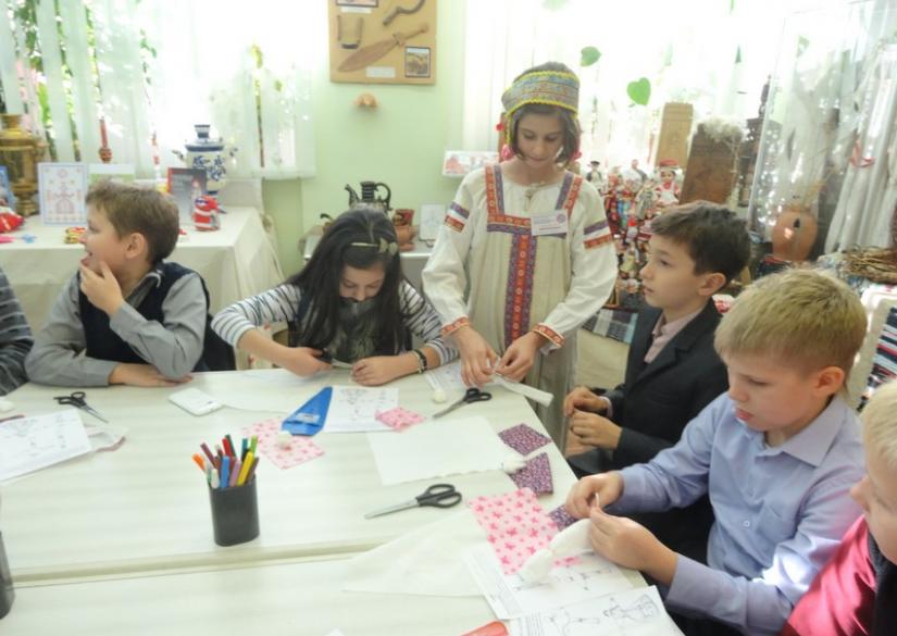 Гимназия №1531 «Лингвистическая», Школа №1531 имени С. К. Годовикова ...