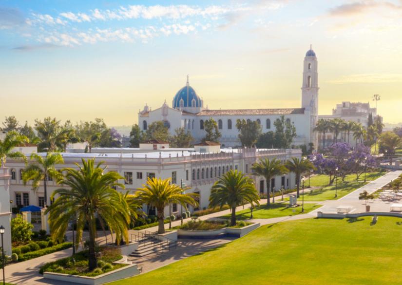 University of San Diego Summer Летний детский лагерь в университете Сан-Диего 0