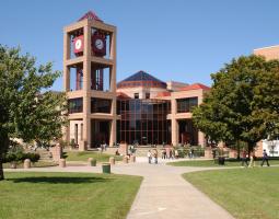 The City University of New York Queens College, Куинс-Колледж Городского университета Нью-Йорка