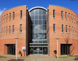 University of Chester летний лагерь