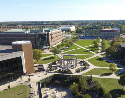 University of Illinois Springfield, Иллинойский университет в Спрингфилде