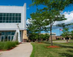 University of Wisconsin Oshkosh — Fox Cities, Университет Висконсина в Ошкоше, кампус Фокс-Ситис