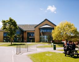 Bishop Burton College, Колледж Бишоп Бертон