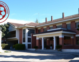 Aquinas American School High School, Американская старшая школа Aquinas в Испании