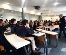 INSEEC School of Management in Bordeaux, INSEE Высшая школа менеджмента в Бордо