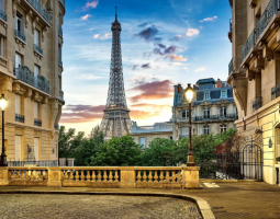 INSEEC School of Management in Paris, INSEEC Высшая школа менеджмента в Париже