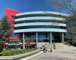 Coquitlam College (Колледж Coquitlam)