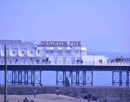 Oxford international Brighton, Языковая школа в Брайтоне