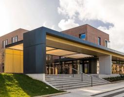Arts University Bournemouth Summer, Летняя школа Arts University Bournemouth