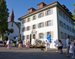 International School of Zug and Luzern (ISZL), Международная школа Цуга и Люцерна