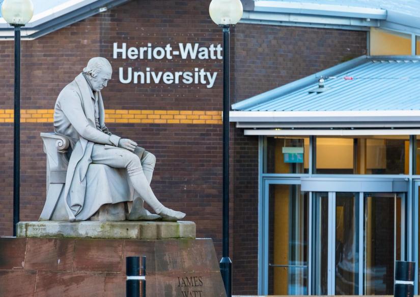 Heriot Watt University Summer School, Летняя школа при Heriot Watt University 0