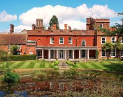 Old Buckenham Hall, Частная школа Old Buckenham Hall