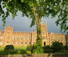 Queen's University Belfast — Университет Queen's University Belfast