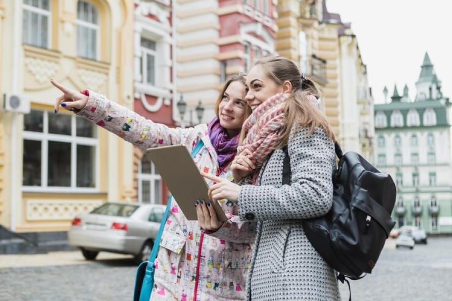 Scholarship up to 30% on Bachelor's and Master's programs, MBA in Spain and Switzerland