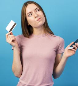 Как перевести деньги ребенку, если он учится за границей?