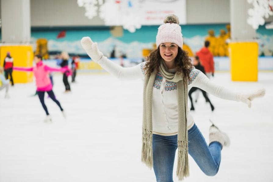 От ГУМа до The Rink: лучшие катки Москвы