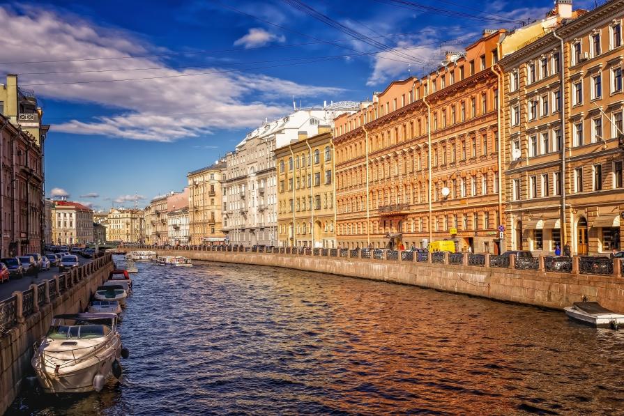 5 причин провести отпуск в Петербурге