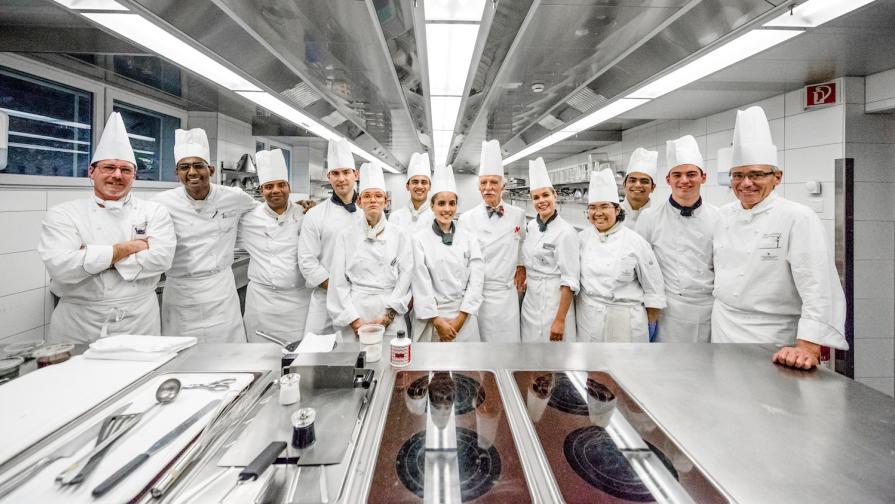 Кулинарный онлайн-баттл от швейцарской школы Culinary Arts Academy