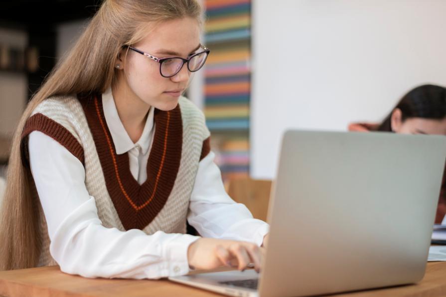 Серия вебинаров от престижных швейцарских школ Swiss Education Group