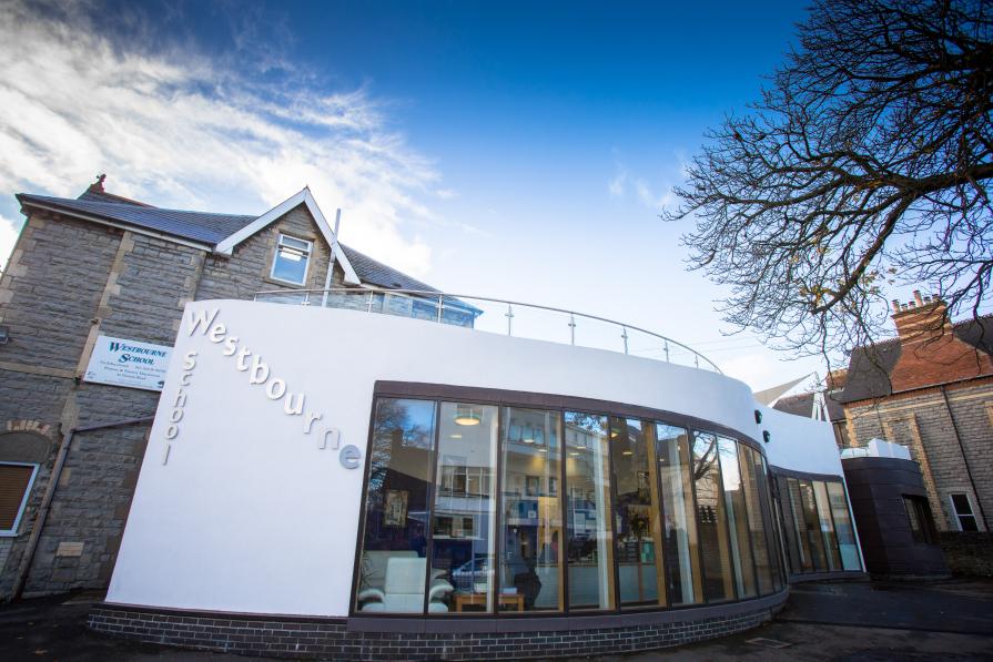 Откройте для себя бесплатное образование мирового уровня в Westbourne School