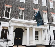 Queen's College London, Частная школа Queen's College London