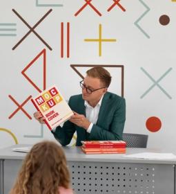 Встреча с директором приемной комиссии The National Mathematics and Science College в Спб и Москве