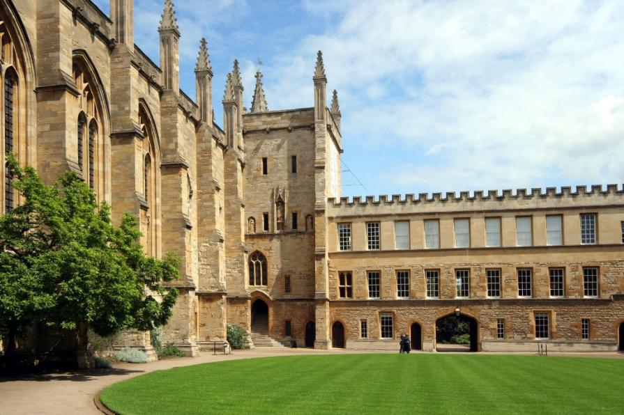 ТОП-100 университетов Британии 2025 по версии Complete University Guide