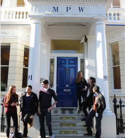 Директор приёмной комиссии MPW College - престижного частного британского колледжа - в офисе СМАПС!