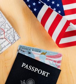 USCIS пересматривает политику визы F-1 по обучению в США