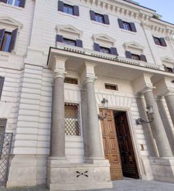 Scuola Leonardo da Vinci переехала в Турин