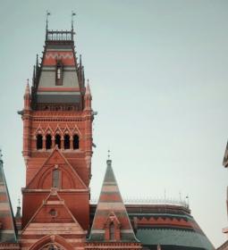 FAQ: Примеры программ с актуальной стоимостью учебы в Кембриджском университете
