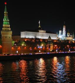 Почему реки Москвы текут под землёй и что мешает вернуть их на поверхность?