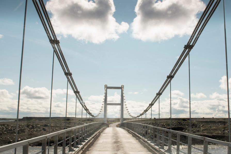 TOP-5 most unusual bridges on Earth