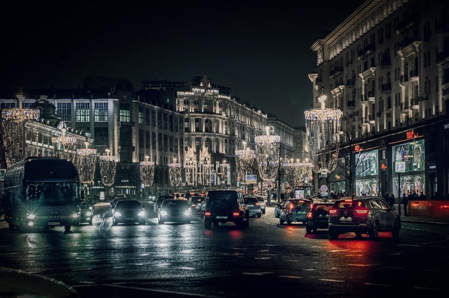 Почему реки Москвы текут под землёй и что мешает вернуть их на поверхность?