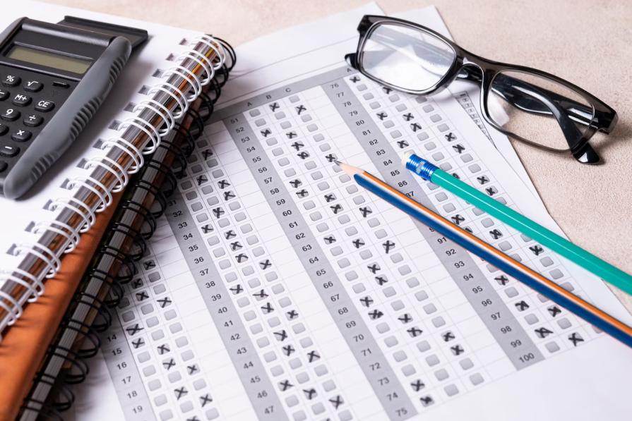 SAT and scholarships for foreigners at US universities