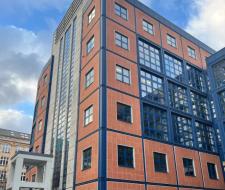English Path Berlin, Языковая школа в Берлине