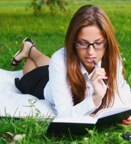 Лучшие университеты с исследованием развития в Европе 2025 — QS World University Rankings