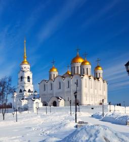 8 мест для сказочных праздников в путешествии по России