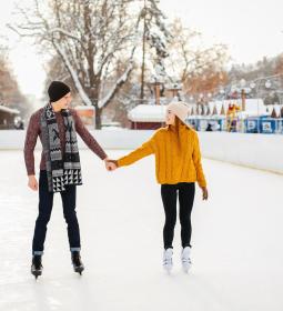 Где покататься на коньках в Москве: 12 лучших катков