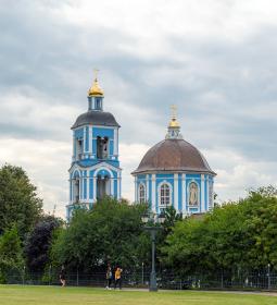 Где провести выходные, если нет дачи? Лучшие усадьбы Подмосковья
