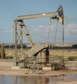 Лучшие университеты с изучением нефтяной промышленности в Европе-2025 — QS World University Rankings