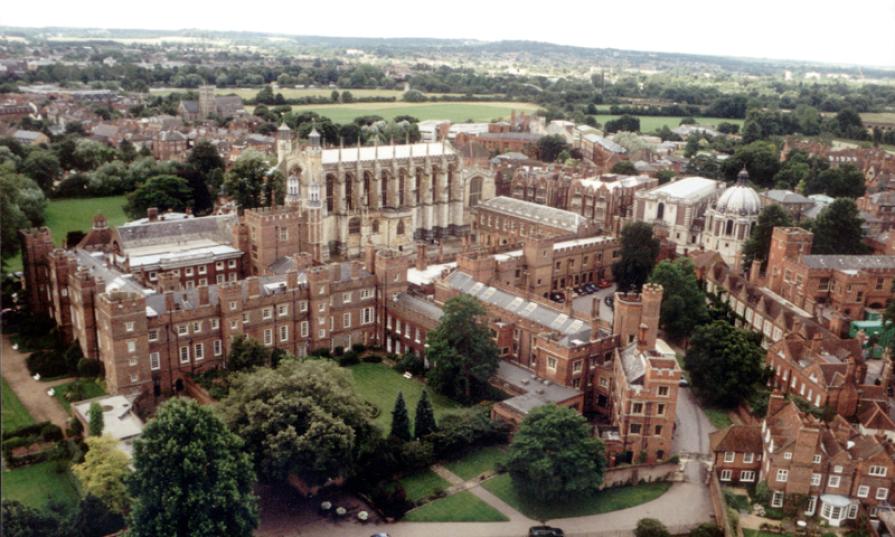 Последние свободные места на летние программы в Eton College!